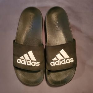 Black/ White Adidas Slides Women's Size 6 Girls Youth Size 4